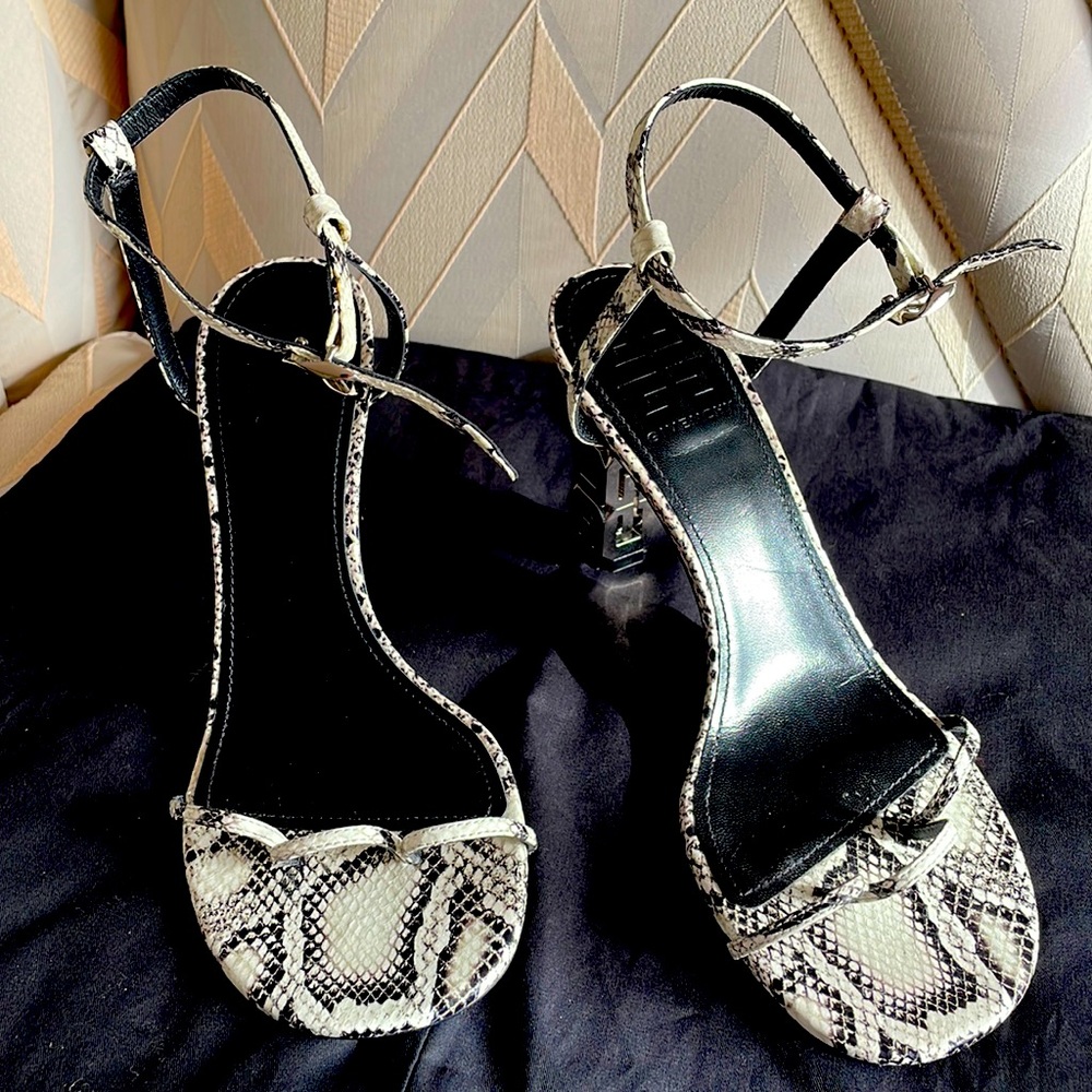 Givenchy sandals size 39 snake leather